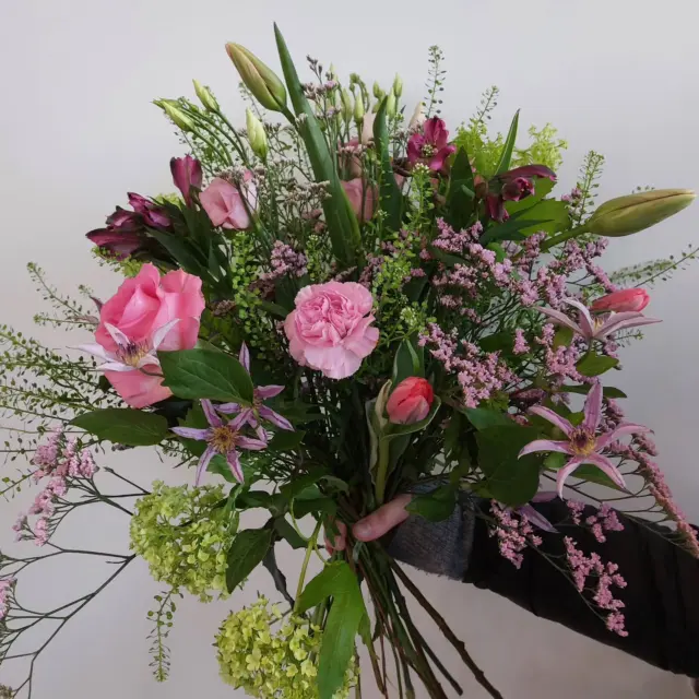 Wir wünschen euch ein Sonniges Wochenende! 🌼☀️